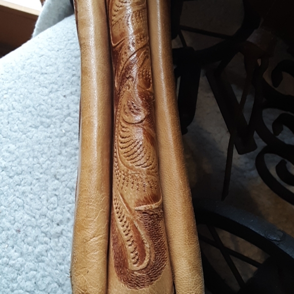 VINTAGE CLUCH HANDBAG - Picture 5 of 8